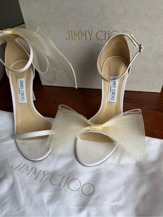 Jimmy Choo Shoes - Authentic Jimmy Choo Ivory Ankle-Strap Sandals with Tulle Bow